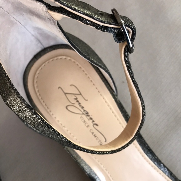 Imagine Vince Camuto “Joan” glamour bling wedges - Picture 7 of 8